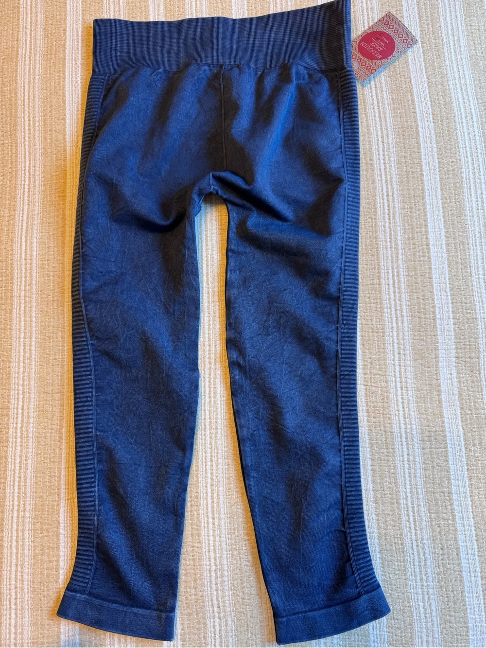 NIKIBIKI O/S  Navy Ribbed Side Panel WOMANS Leggings